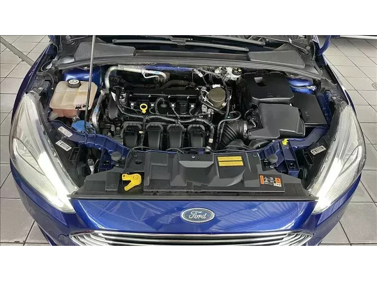 Ford Focus Azul 13