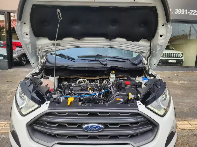 Ford Ecosport Branco 18