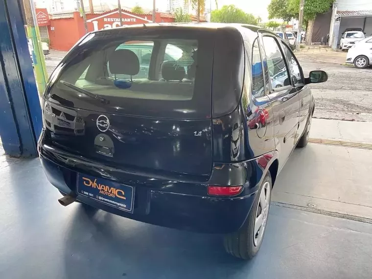 Chevrolet Corsa Preto 13