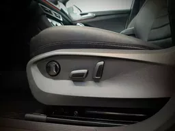 Volkswagen Taos