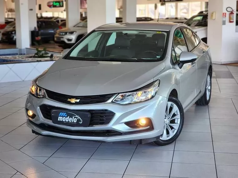 Chevrolet Cruze Prata 10