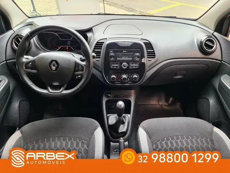 Renault Captur Cinza 19