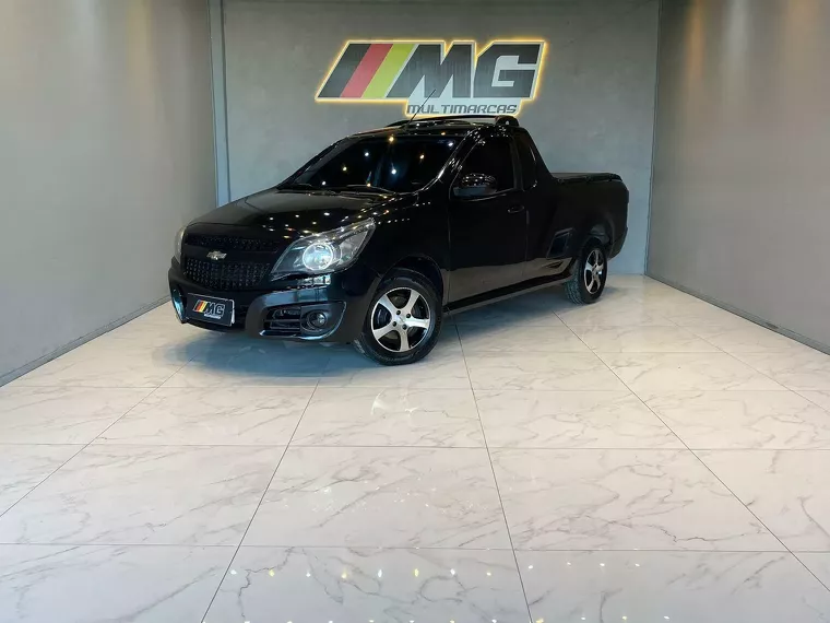 Chevrolet Montana Preto 1