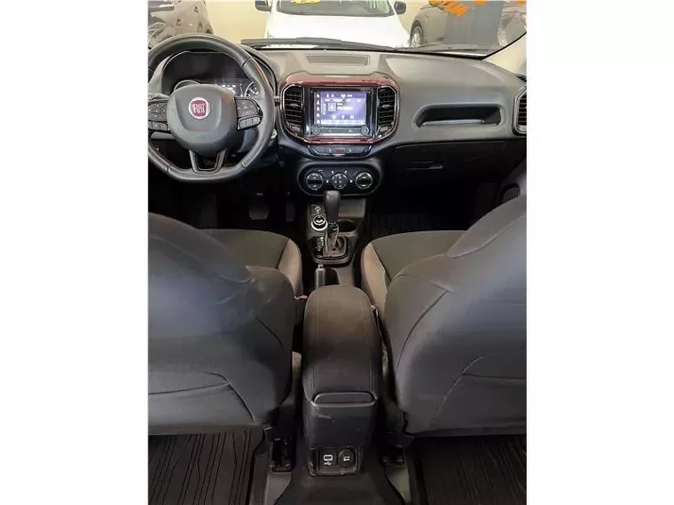 Fiat Toro Branco 2