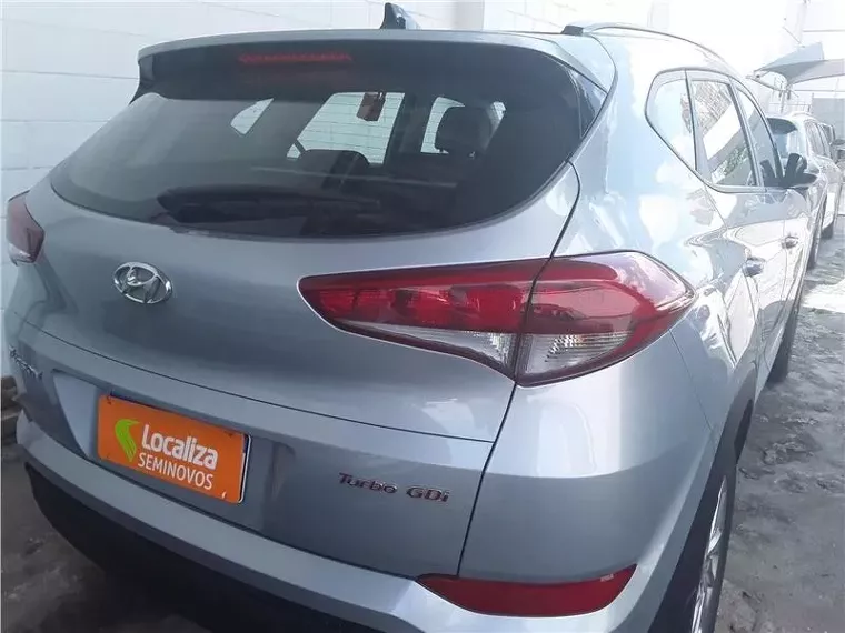 Hyundai Tucson Prata 6