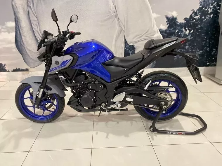 Yamaha MT-03 Azul 3