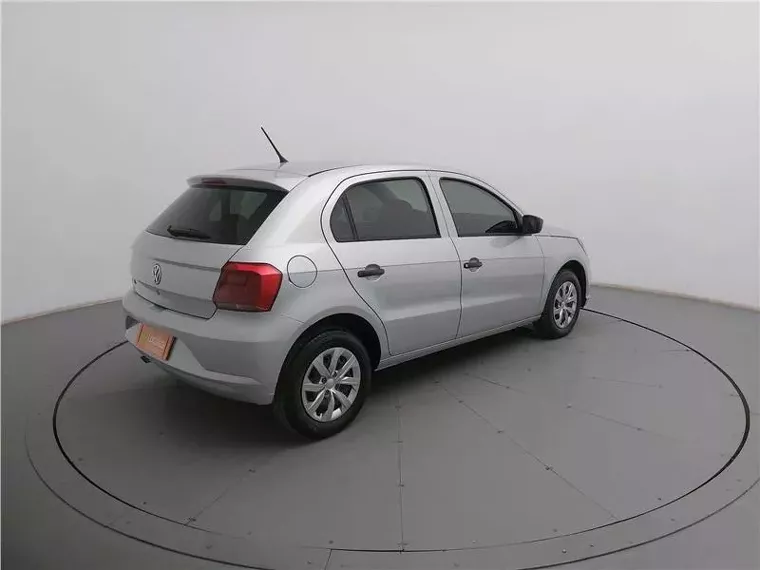 Volkswagen Gol Prata 3