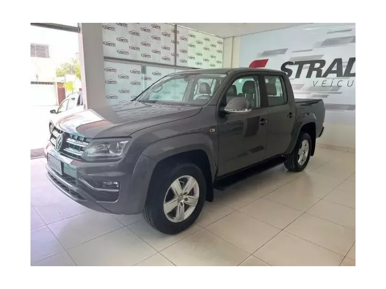 Volkswagen Amarok Cinza 9