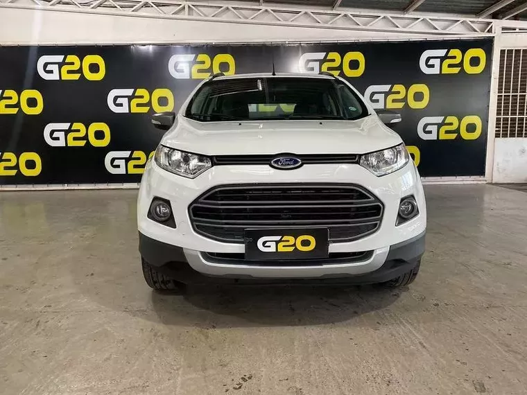 Ford Ecosport Branco 8