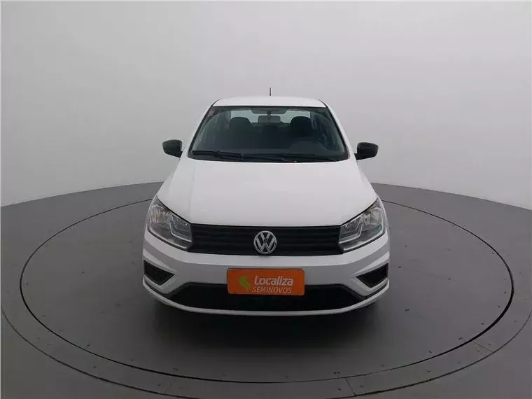 Volkswagen Voyage Branco 3