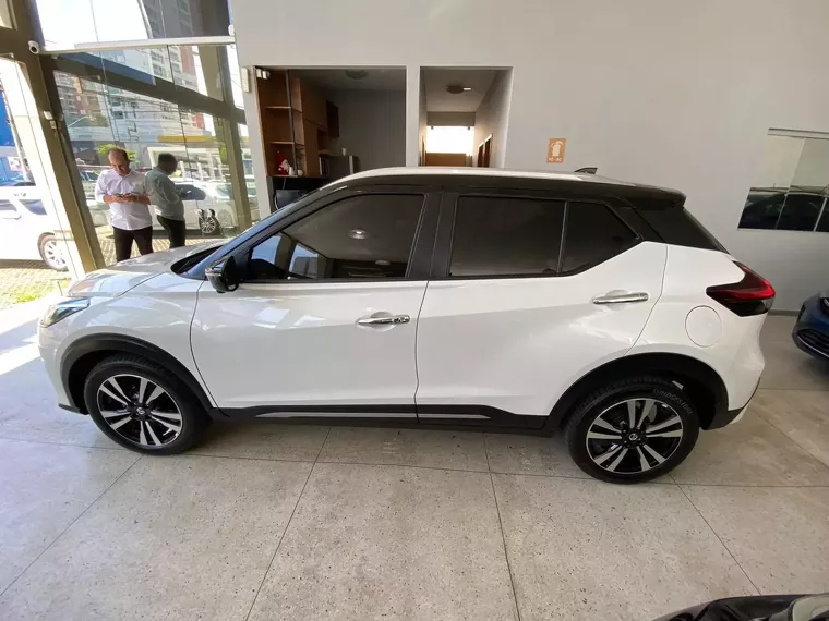 Nissan Kicks Branco 1