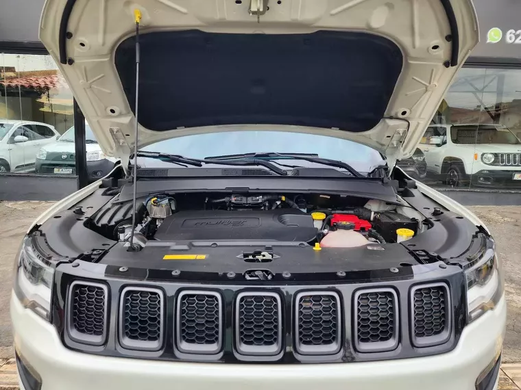 Jeep Compass Branco 17