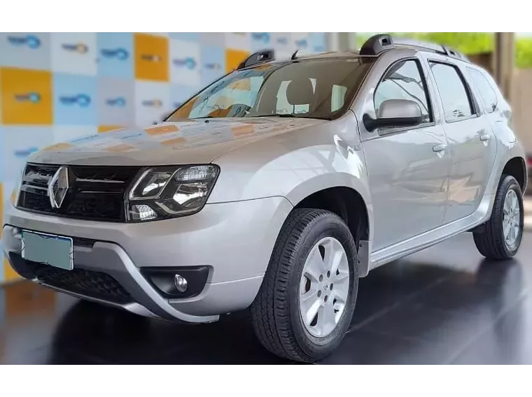 Renault Duster Prata 3