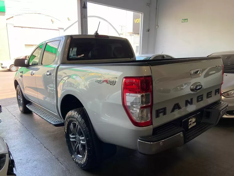 Ford Ranger Prata 10