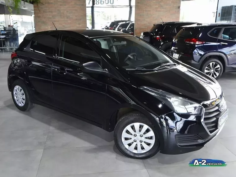 Hyundai HB20 Preto 18