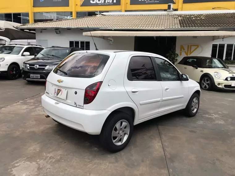 Chevrolet Celta Branco 8