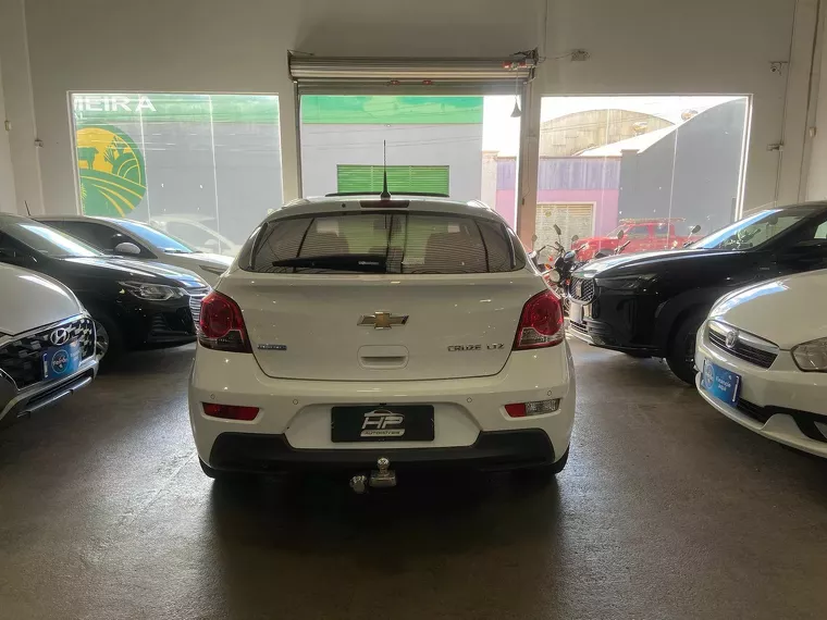 Chevrolet Cruze Branco 6