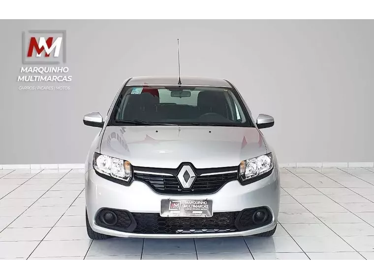 Renault Sandero Prata 8