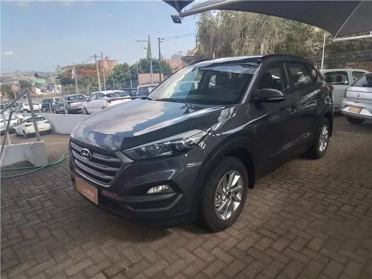 Hyundai Tucson Cinza 1