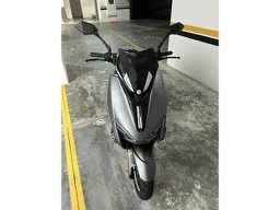 EV1