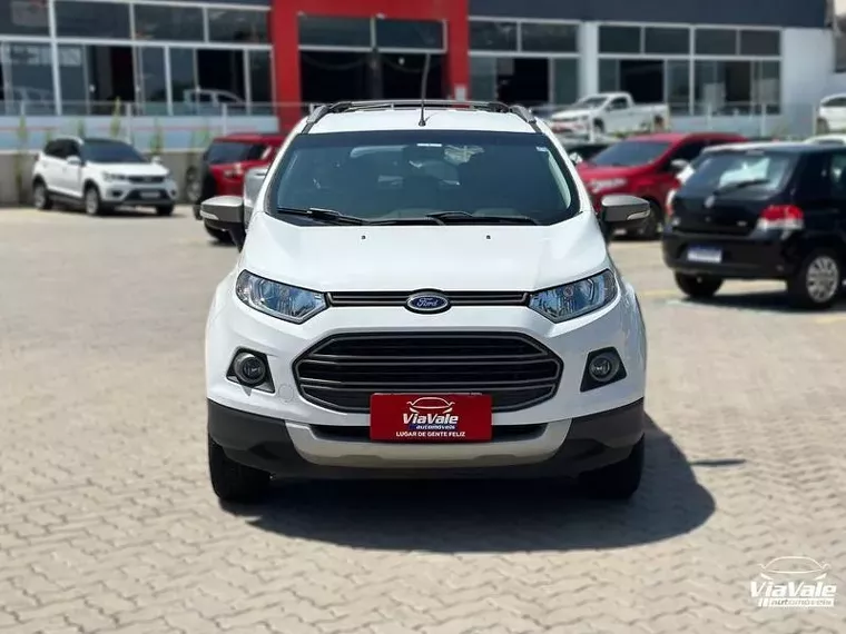 Ford Ecosport Branco 8