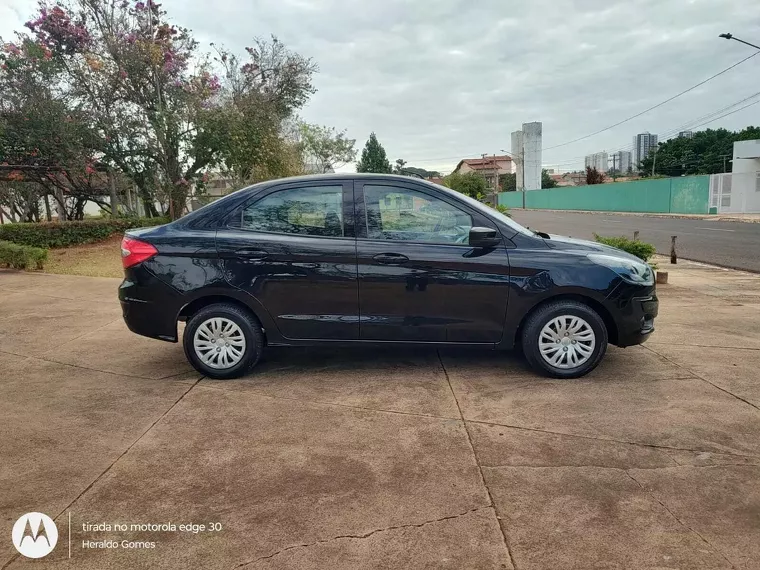 Ford KA Preto 7