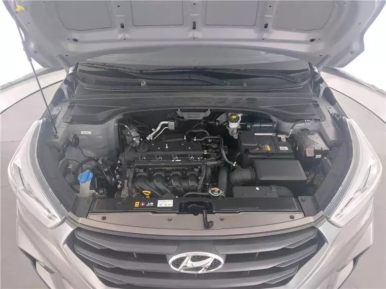 Hyundai Creta Prata 12