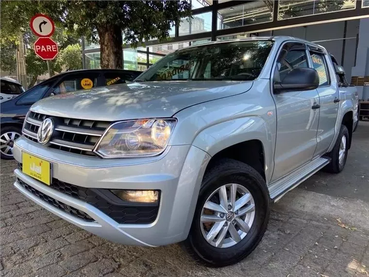 Volkswagen Amarok Prata 8