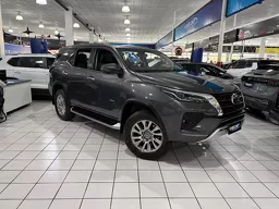 Toyota Hilux SW4