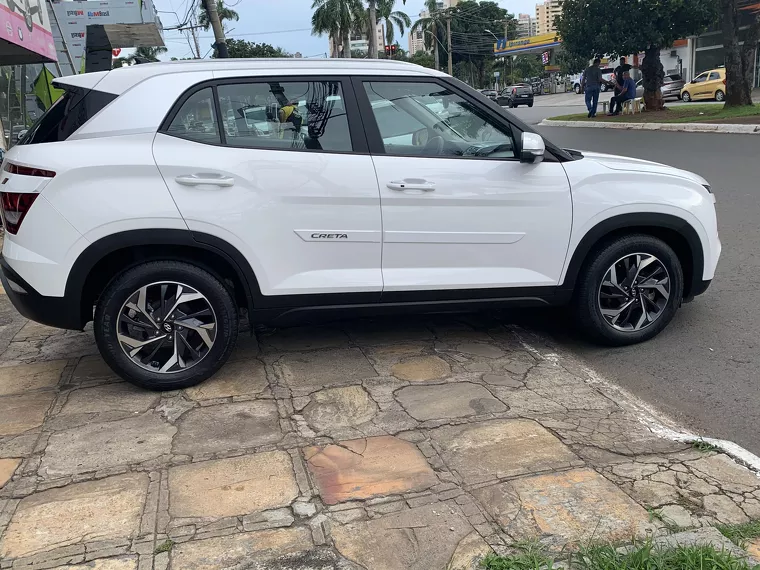 Hyundai Creta Branco 14