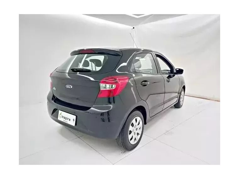 Ford KA Preto 3