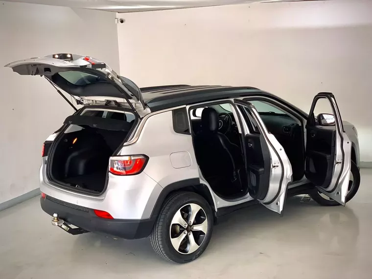 Jeep Compass Prata 15