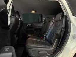 Jeep Commander