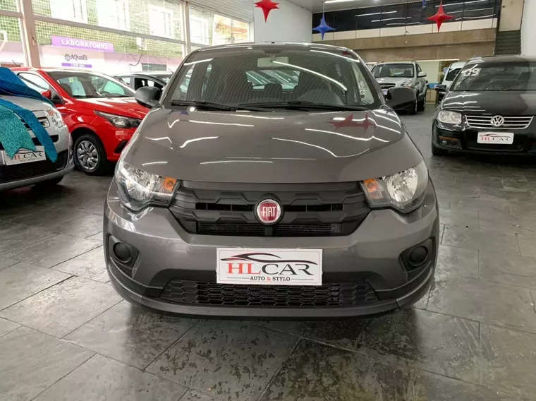 Fiat Mobi Cinza 1