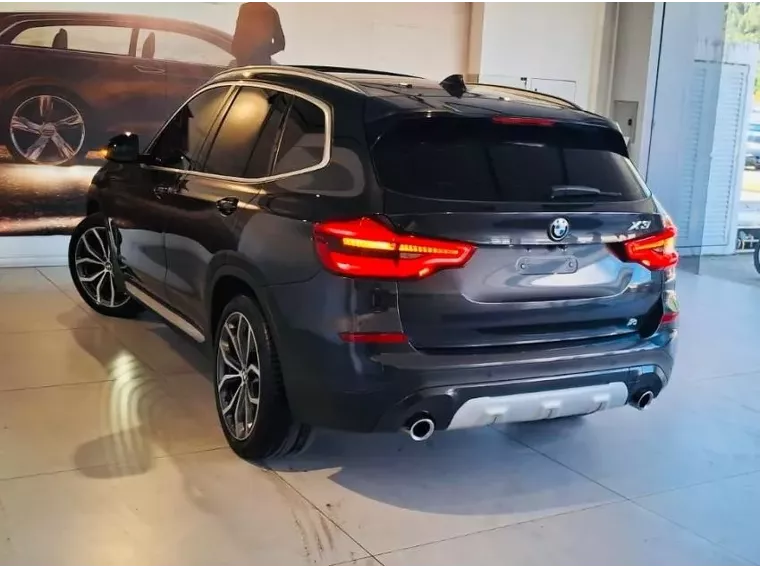 BMW X3 Cinza 11