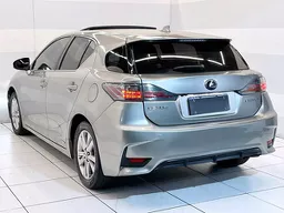 Lexus CT200H
