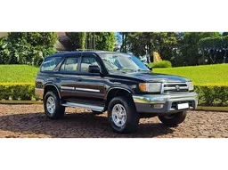 Toyota Hilux SW4