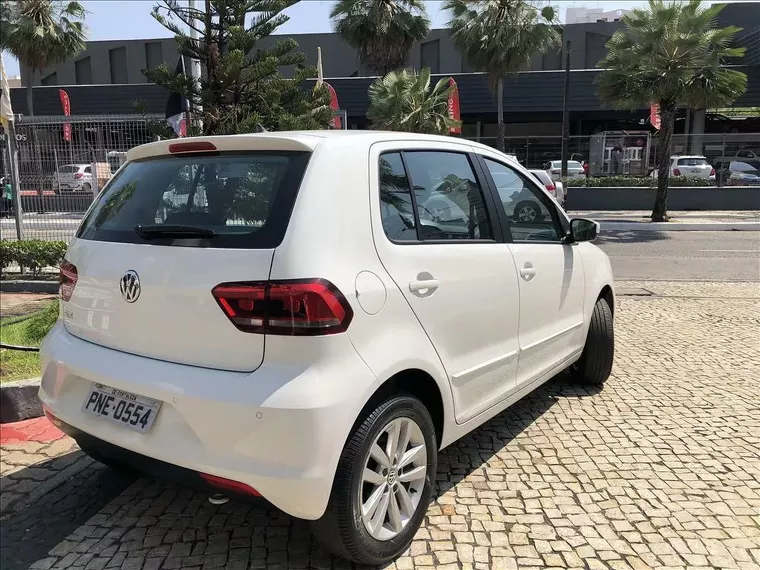 Volkswagen Fox Branco 4