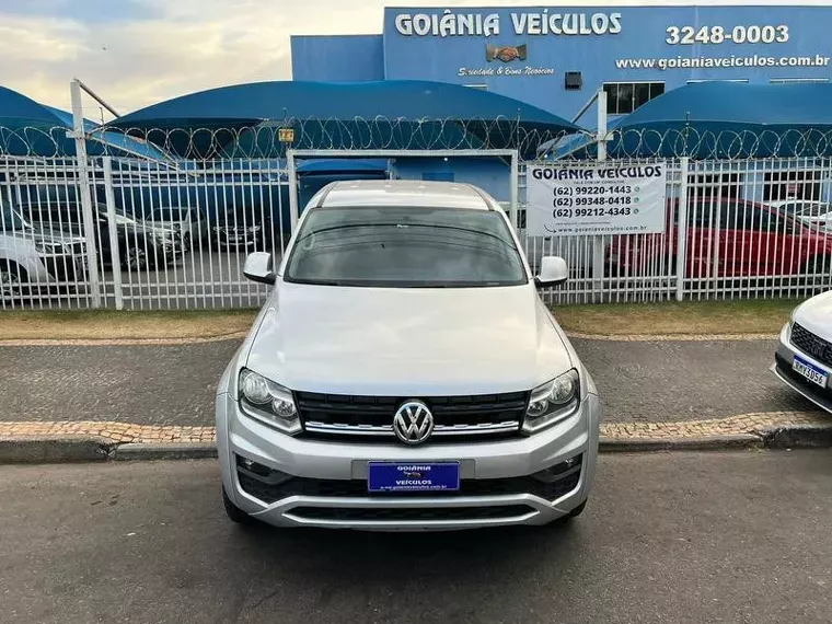 Volkswagen Amarok Prata 10