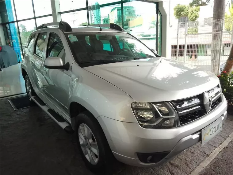 Renault Duster Prata 8