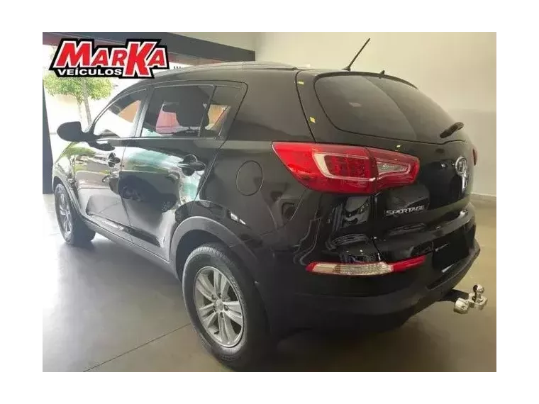 KIA Sportage Preto 6