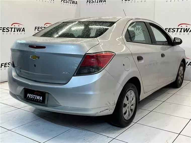 Chevrolet Prisma Prata 3