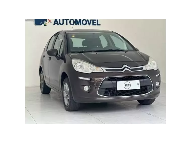 Citroën C3 Marrom 13