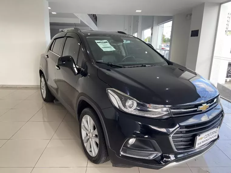 Chevrolet Tracker Preto 5