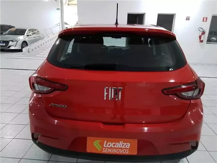 Fiat Argo Vermelho 12