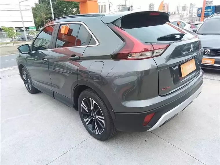 Mitsubishi Eclipse Cross Cinza 6