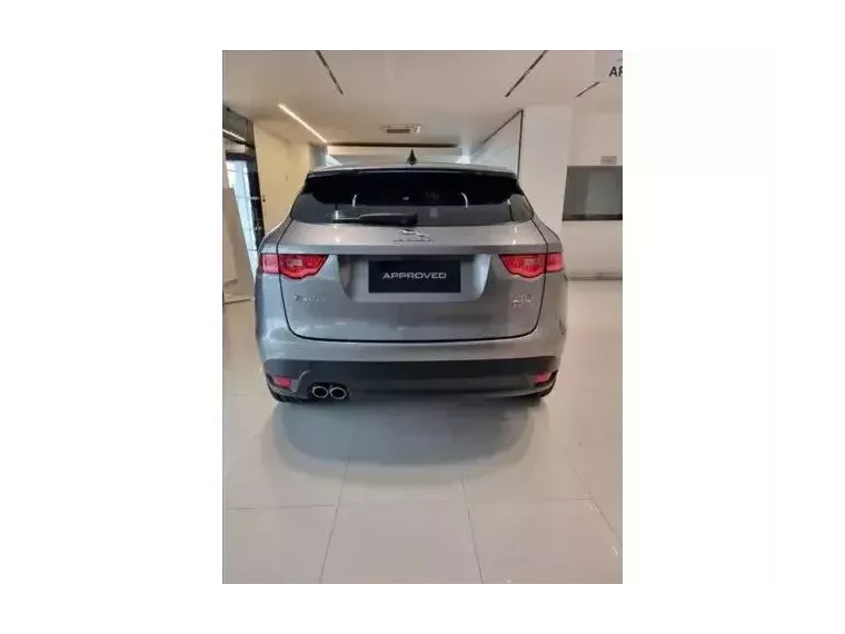 Jaguar F-pace Cinza 4