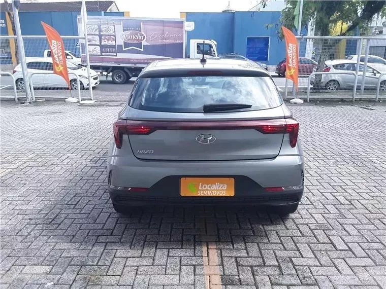 Hyundai HB20 Cinza 10