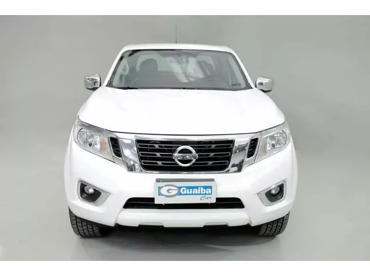 Nissan Frontier Branco 3