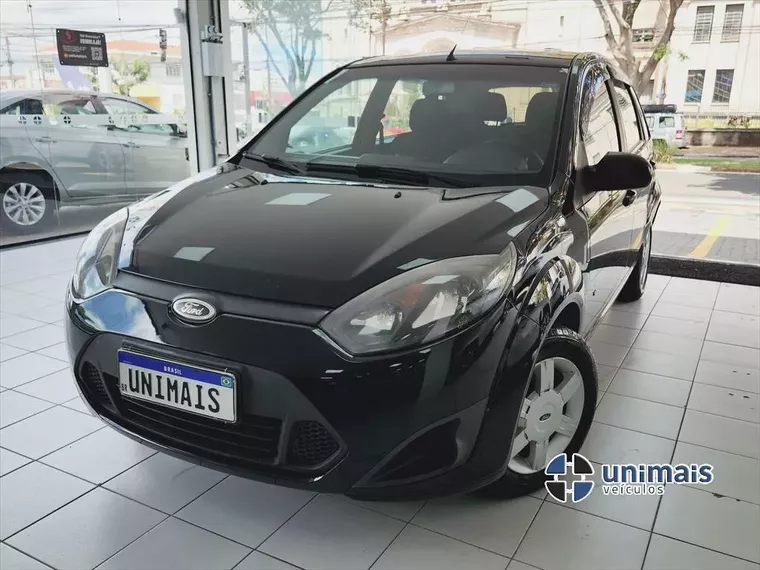 Ford Fiesta Preto 11